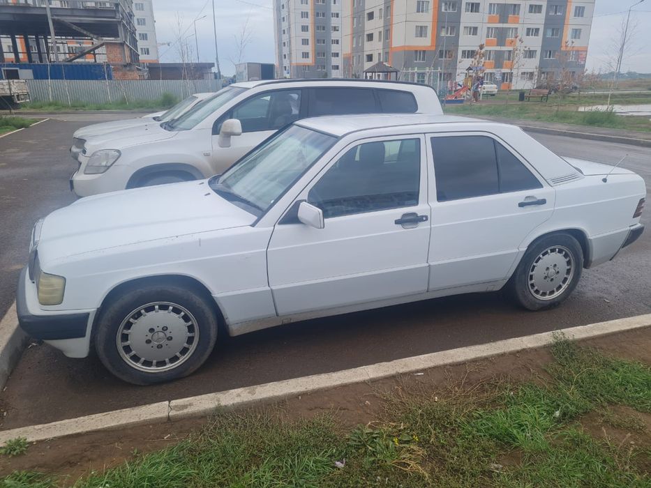 Мерседес авто 190