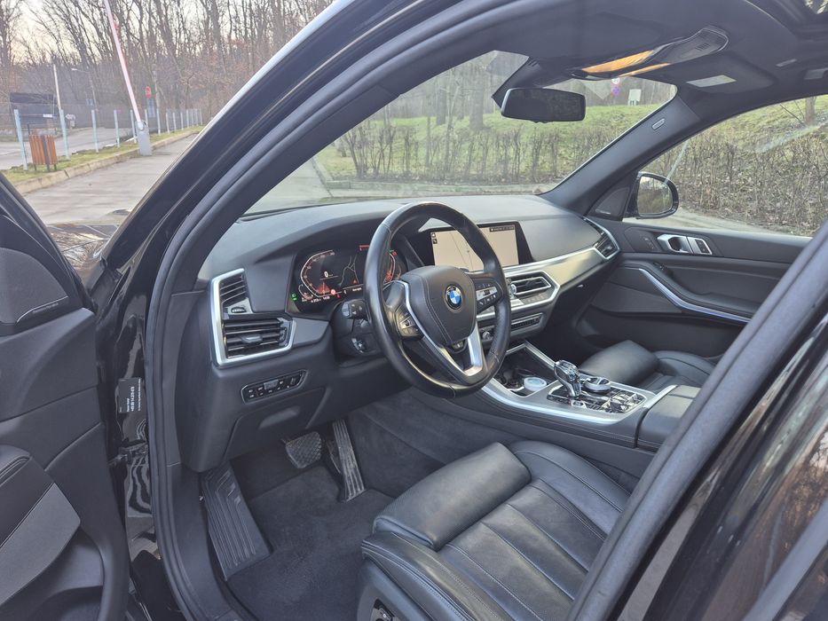 BMW X5-G05 HIGH EXECUTIVE X LINE 3.0 DIESEL 265 CP FULL EXTRA perne soft close laser  Sky lounge  swarovsky jante 22" ventilatie  direcție activa etc