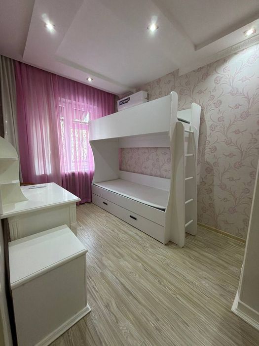 Срочно сдаю 3 ком Ц-1 Садык Азимова