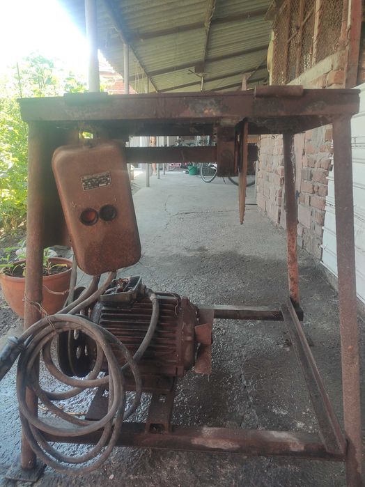 Циркуляр трифазен