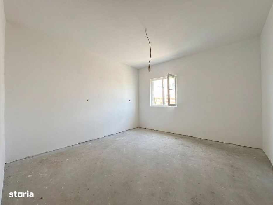Vilă P+M cu 5 Camere - Lumina