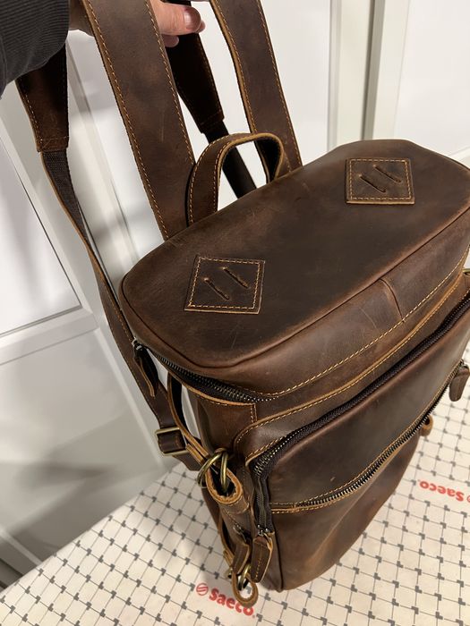 Ghiozdan din piele naturala