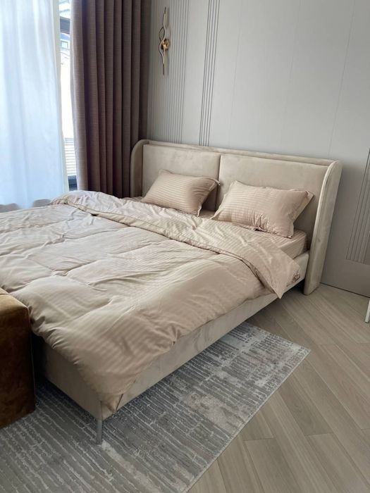 Двухспальная кровать на ортопедических ламелях