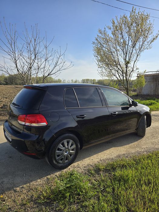 VOLKSWAGEN Golf 2012 — imagine 2