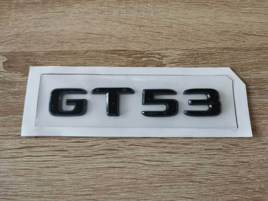 черен надпис Mercedes Benz GT53