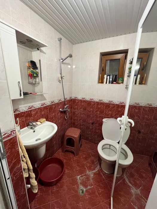 Дава се под наем Къща в с. Средногорово, Област Стара Загора - 150 кв.м за 398.82 € - Снимка #11