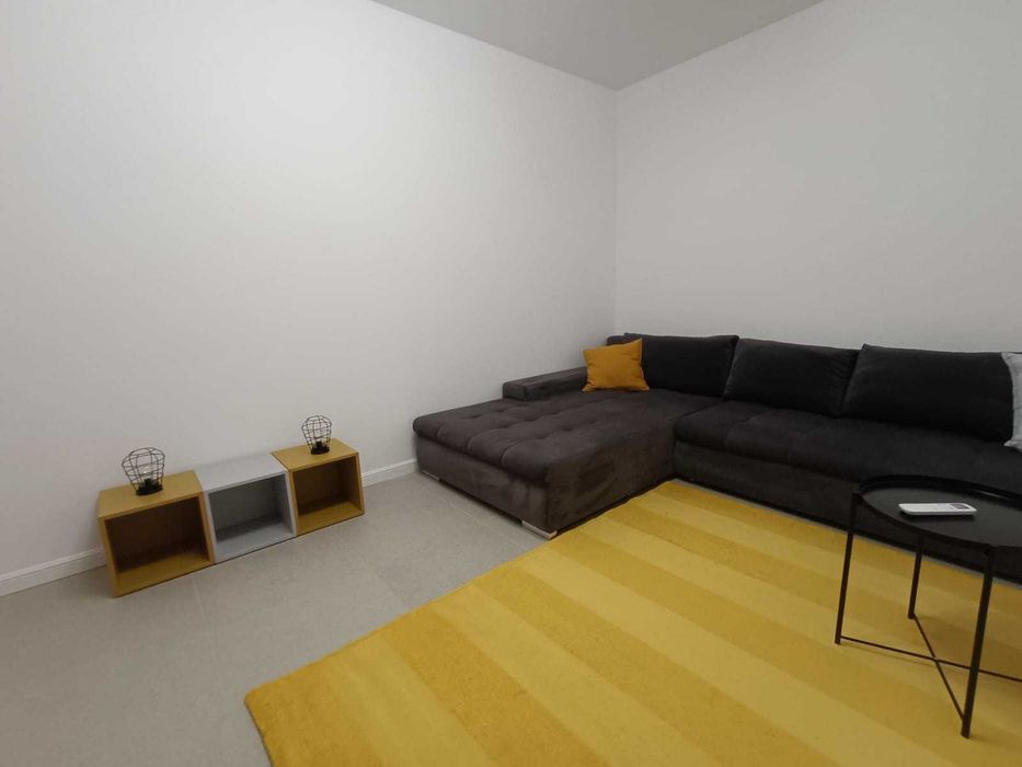 Proprietar, inchiriez apartament 1 camera in Braytim