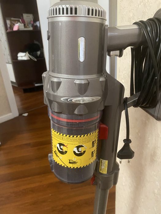 Продам пылесос в отличном состояний