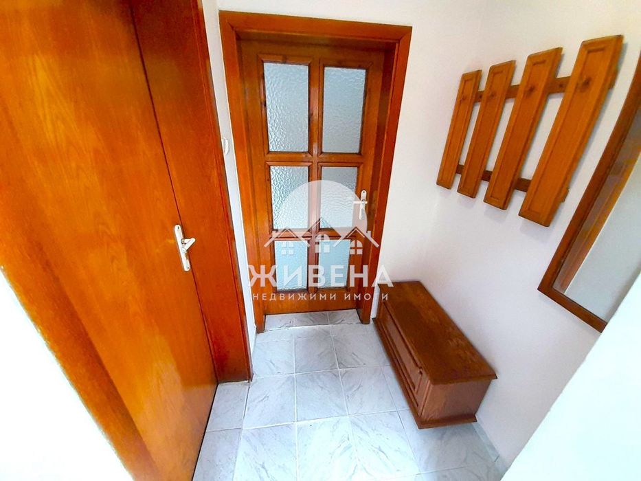 Дава се под наем Къща в Варна, Операта - 180 кв.м за 1050 € - Снимка #10