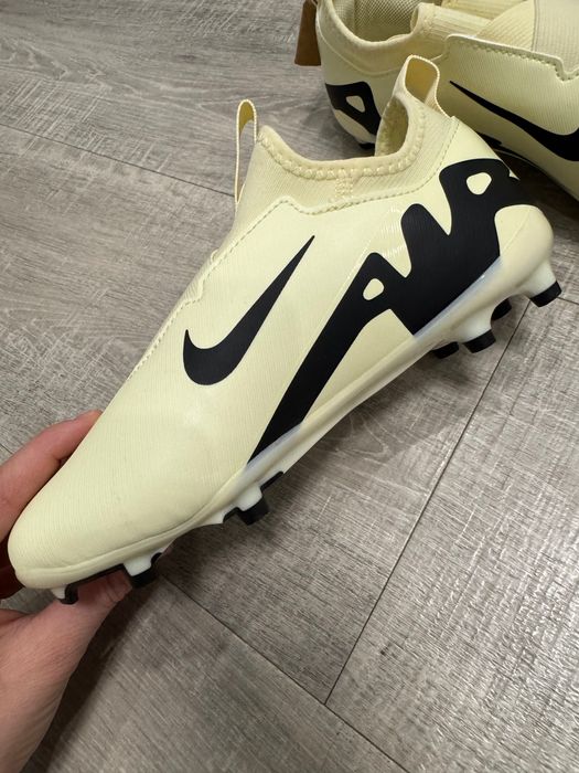 нови футболни обувки - Nike Zoom Mercurial Vapor15 Academy FG/MGJunior