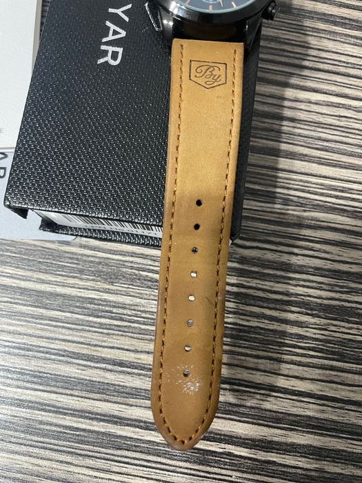 Ceas Bărbați BENYAR Cronograf – Nou, Curea Piele Maro, Design Elegant
