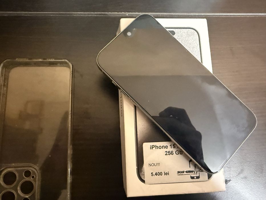 Vand iPhone 15 Pro Max 256gb