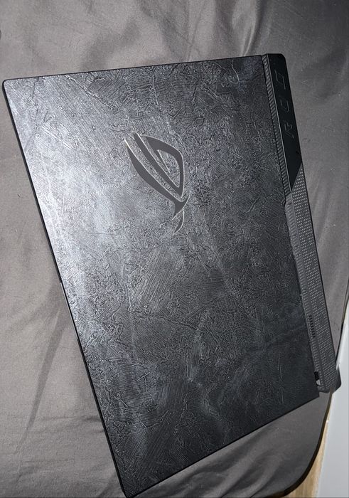 Asus rog strix g513qr