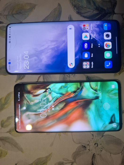 Обменяю два устройства oneplus 7 pro и samsung s10