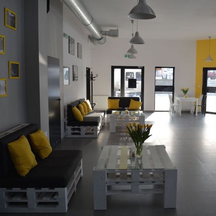 Мебель для заведений общепит, участки, дачи, террас, шоу рум магазины.