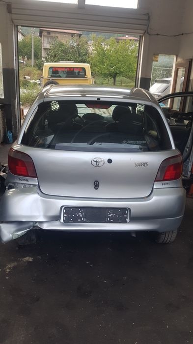 Тойота ярис 1.0 бензин на части
