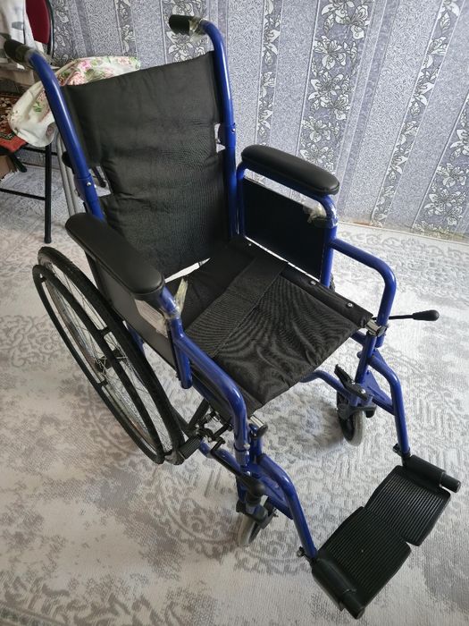 Продам инвадидное кресло