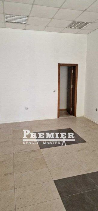 Продава се Магазин в Бургас, Акациите - 32 кв.м за 2469 €/кв.м - Снимка #6