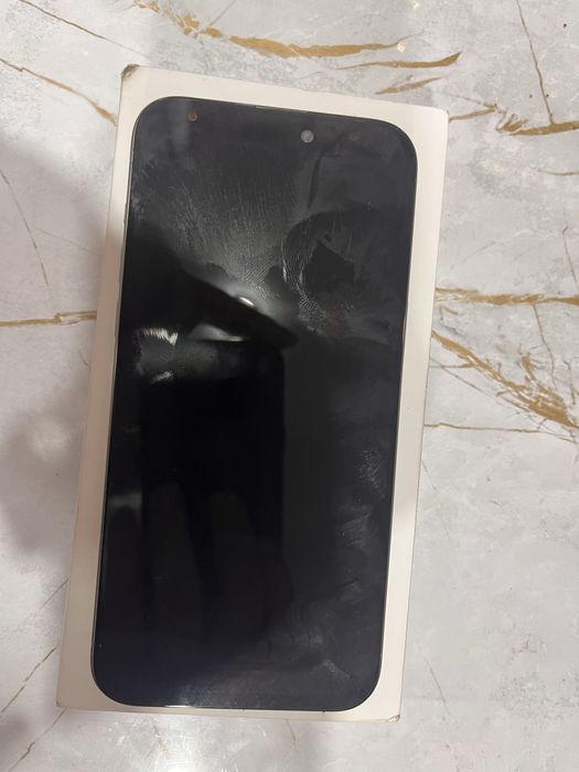 Продам айфон 15 про мах