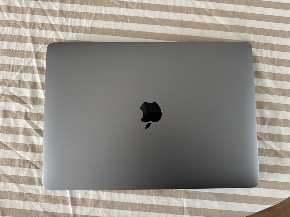 Vand MacBook Pro