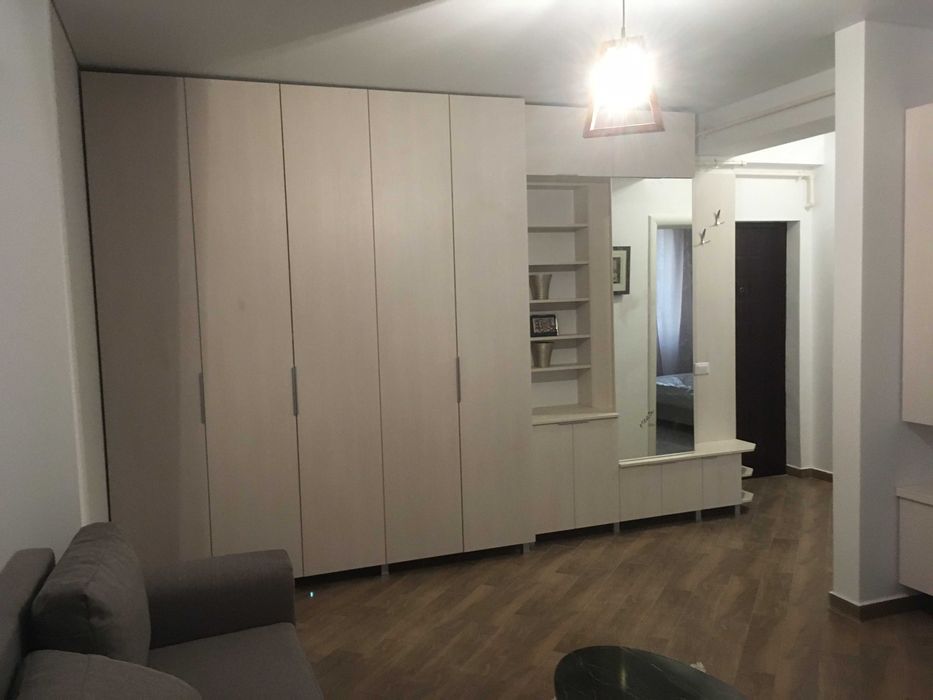 Proprietar, 2 camere de inchiriat, Str.Sergent Ilie Petre 84