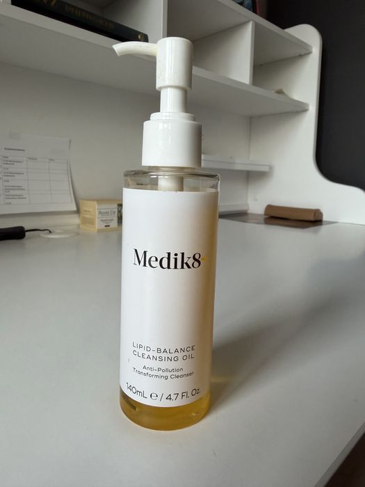 Medik8 Cleansing Oil - почистващо олио