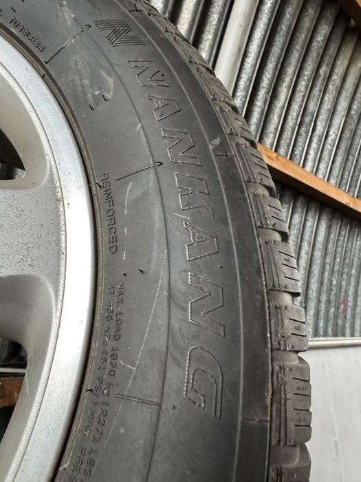 Оригинални джанти с зимни гуми за порше кайен porshe cayenne 255/55/18