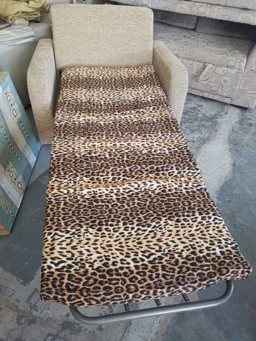 Дивани, единични, двойка и тройка