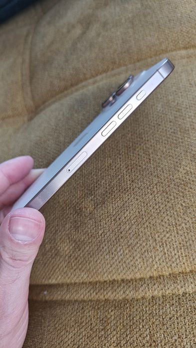 Iphone 16 pro / 256 gb