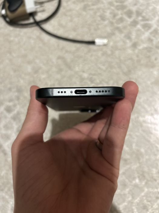 IPhone 15 продам без обмена