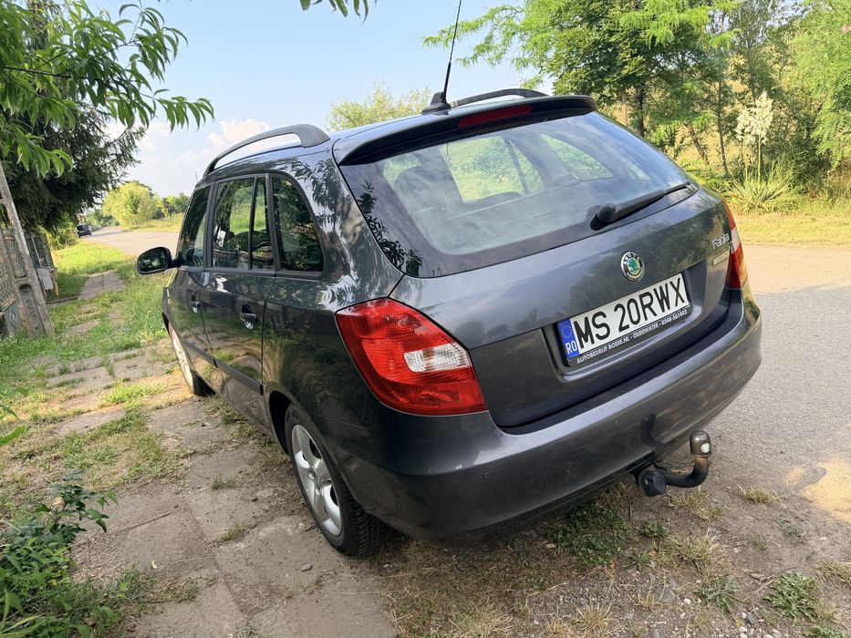 SKODA Fabia 2011 — imagine 2
