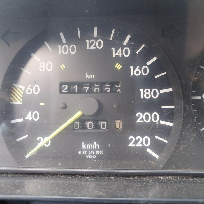 Se vinde mașină  Mercedes