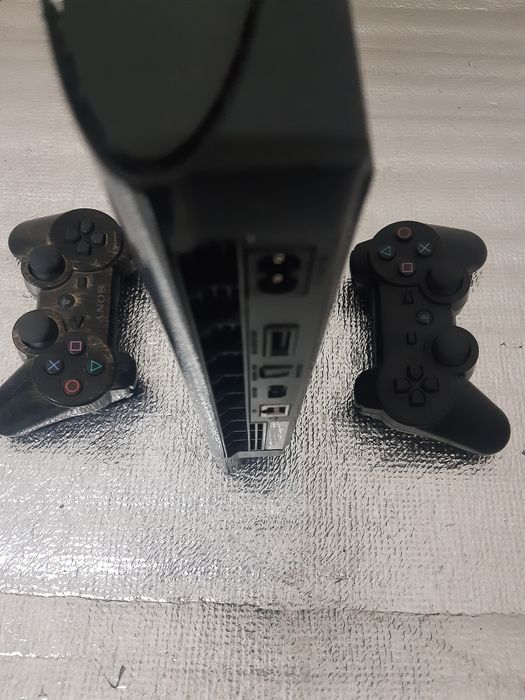 Playstation 3 supper slim 320GB