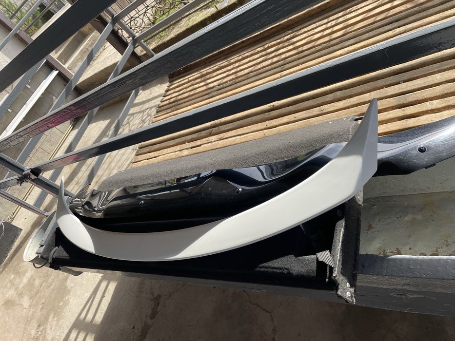 Спойлер мухобойка камри 70.  75