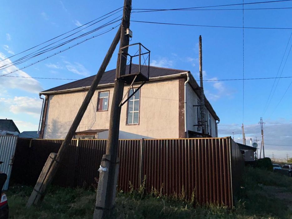 Продам дом 14 комнат.(общежитие)