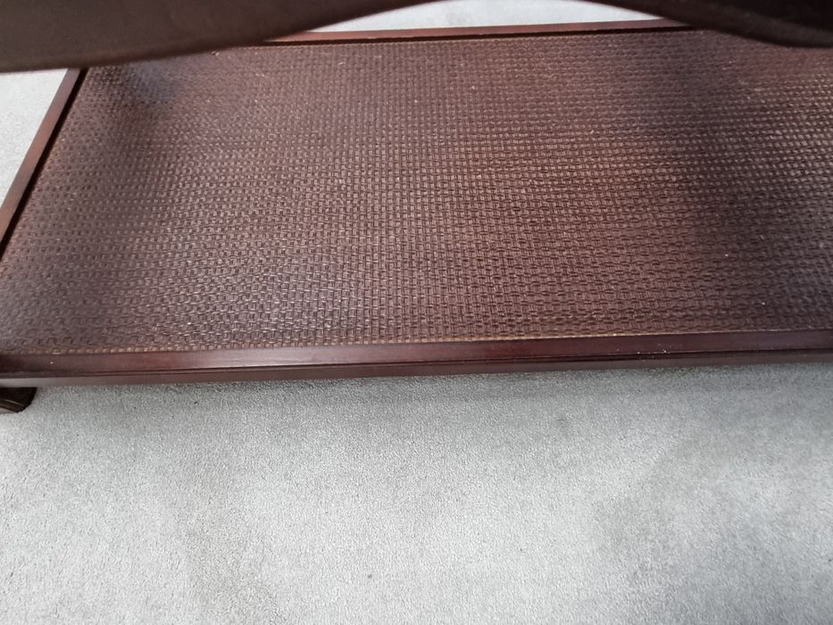 Vand masuta de cafea  pentru sufragerie