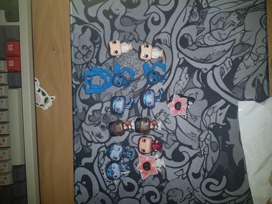 Фигурки осд киндер Kinder Joy