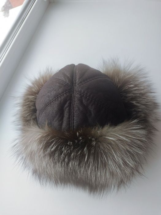 Шапка из натурального меха чернобурка зимняя