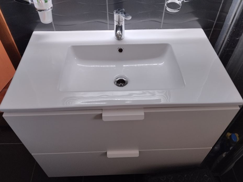 Продавам мивка  баня Ideal standard, Tutin , Rovak