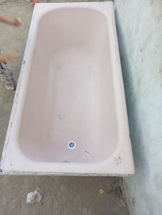 Vand cada baie rezistenta ,fonta
