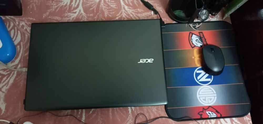 Ноутбук Acer E 15