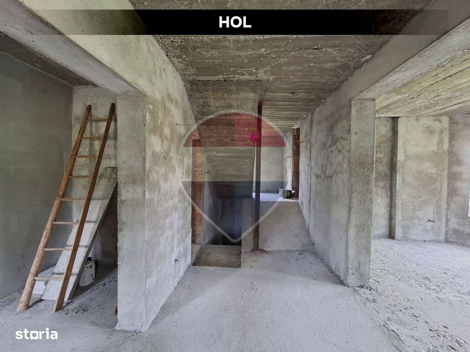 Casă cu 4 camere de vânzare