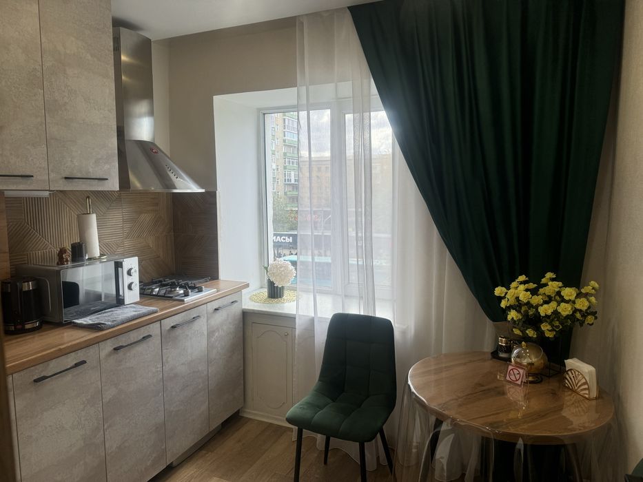 Сдаю 2 ком квартиру