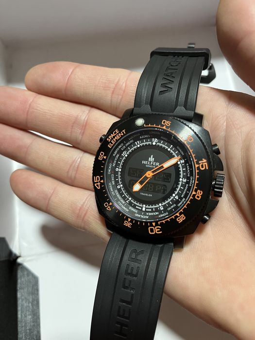 HELFER Genève Space Element Globe Traveler