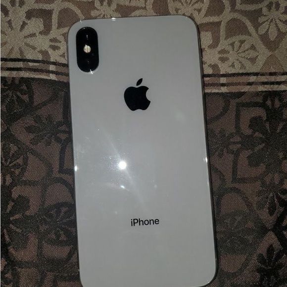 Iphone 10 на продажу