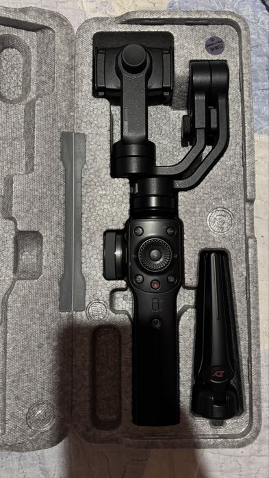 Zhiyun smooth 4 gimbal