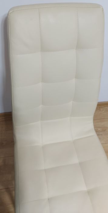 Scaune pentru living sau sufragerie