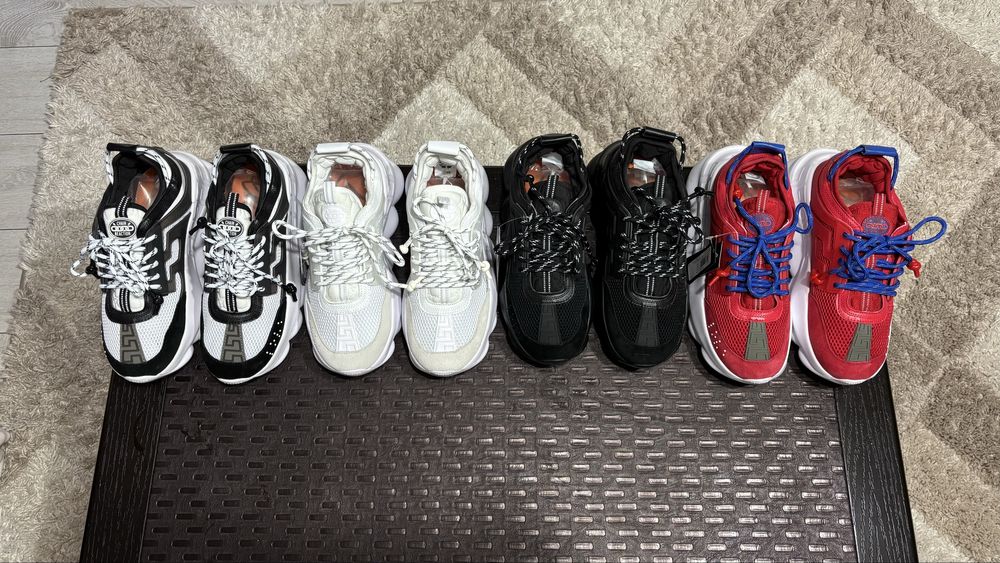 Versace chain reaction