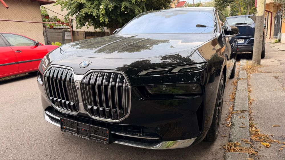 BMW Seria 7 2025 — imagine 1