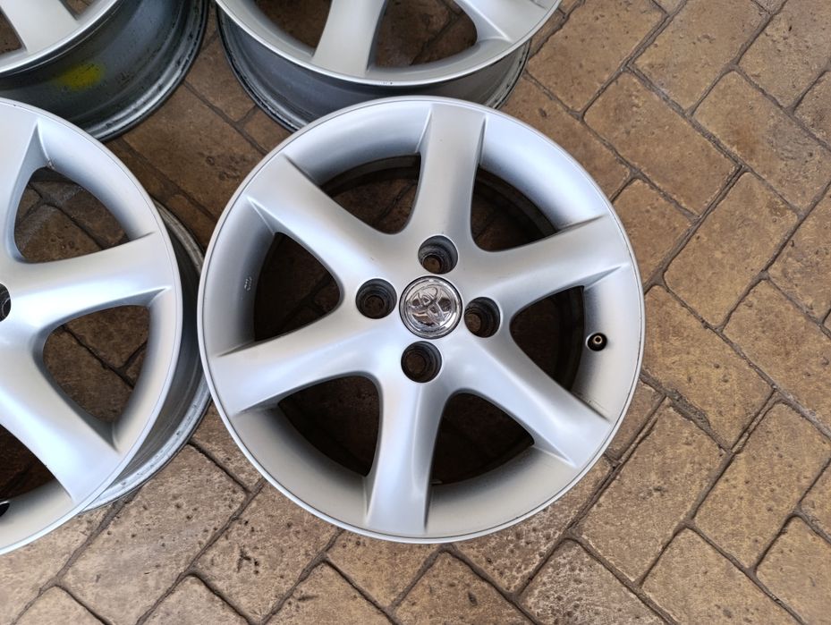 Оригинални джанти за Тойота 4х100 15 цола